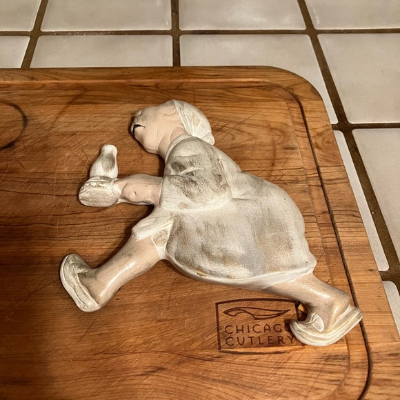 Vintage Chalkware Wall Outhouse Decor With Man - Picture 3 of 6